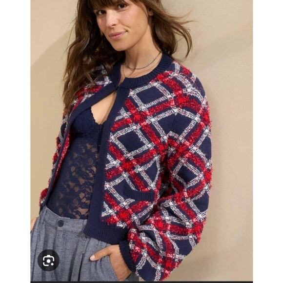 Aerie Chelsea Plaid Cardigan Sweater Jacket Small Shacket Red Navy Blue - Picture 2 of 10